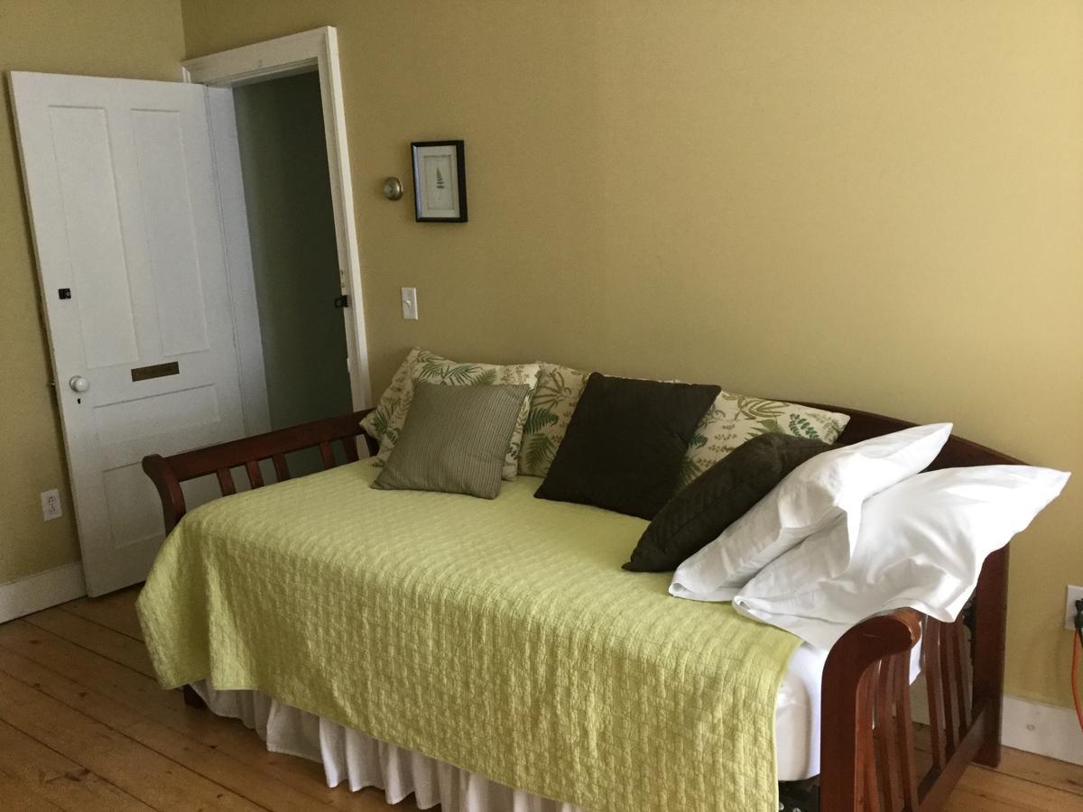 Eddington House Inn North Bennington Екстер'єр фото